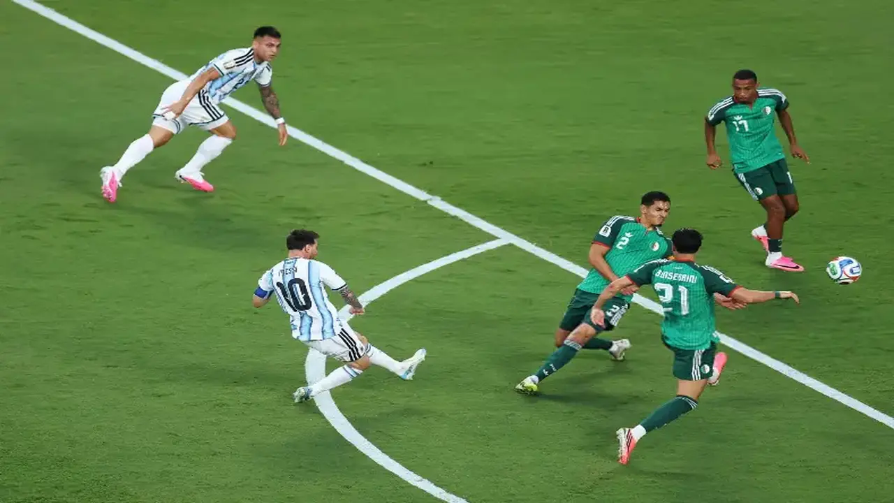 الأرجنتين تتفوق على الجزائر بثلاثة أهداف في كأس العالم 2026